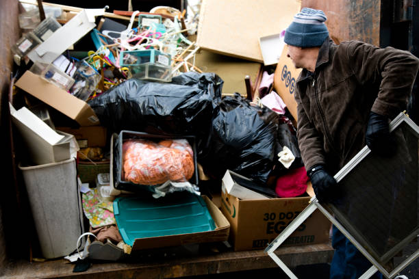Best Commercial Cleanout Services  in Flatonia, TX